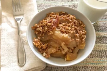 apple crumb dessert