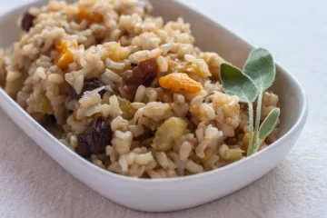 brown rice pilaf with dried fruit